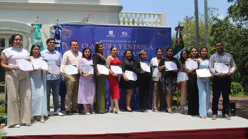 Orgulloso-Grupo-De-Enfermería